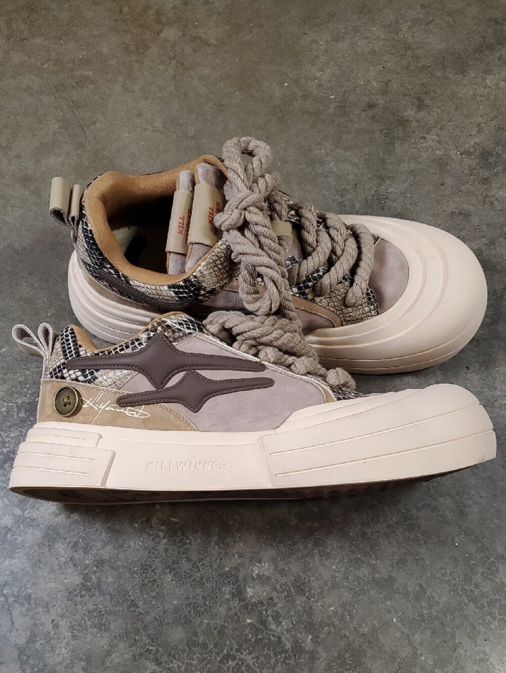 KILLWINNER Smile Life Series Beige Chunky Snake-Print Sneakers Men 10.5 EUR 45